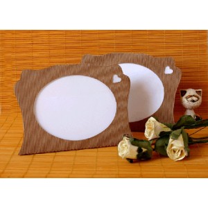 930-01 Paperboard frame- heart